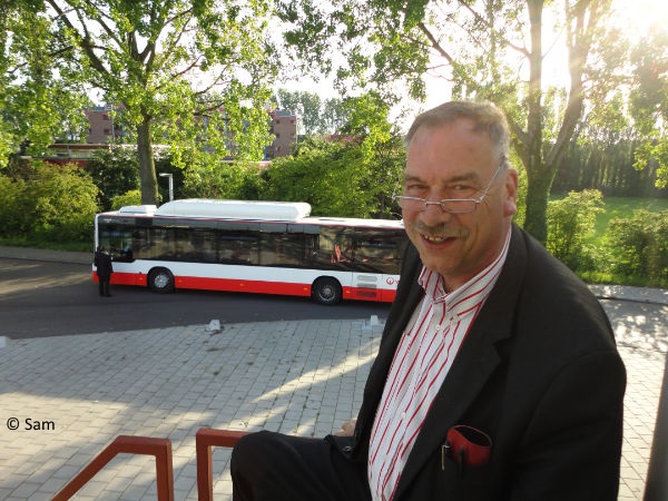 Ton - Wagenmeester Ton met pensioen in 2017, overleden in 2026.JPG